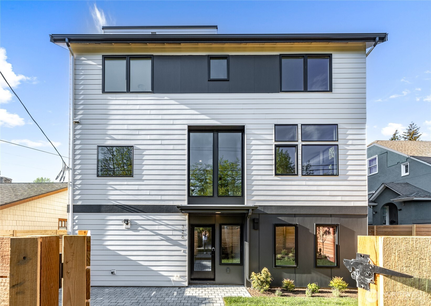 326 NW 80th Street, Seattle, WA 98117