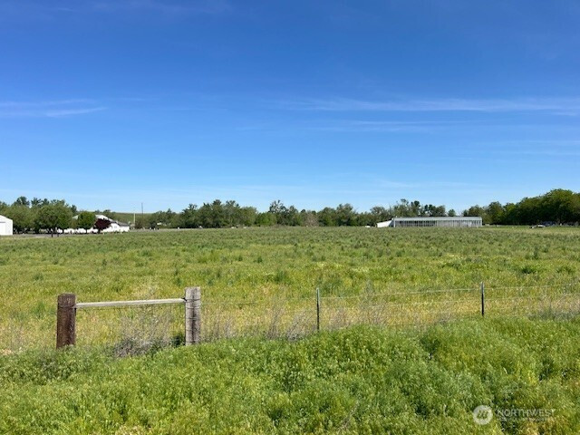 2022 Wallula Road, Walla Walla, WA 99362