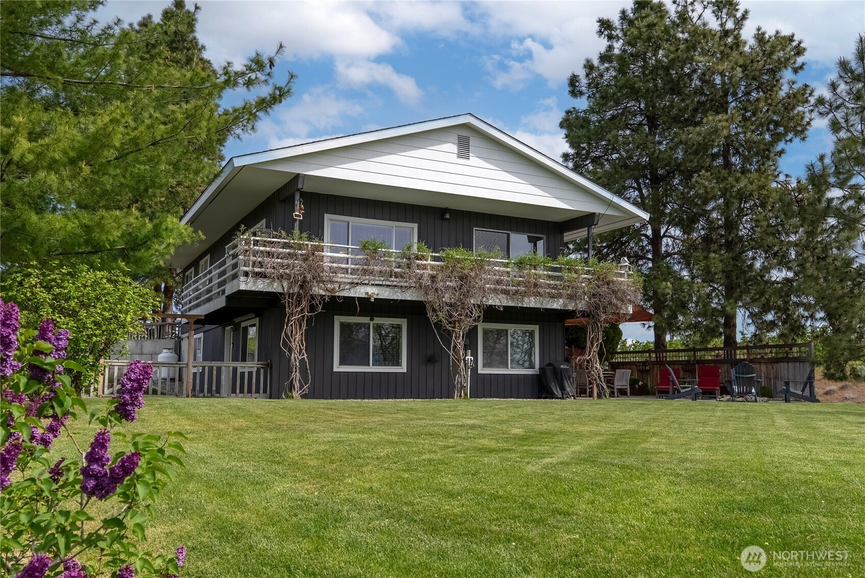 86 Mountain View Dr, Brewster, WA 98812