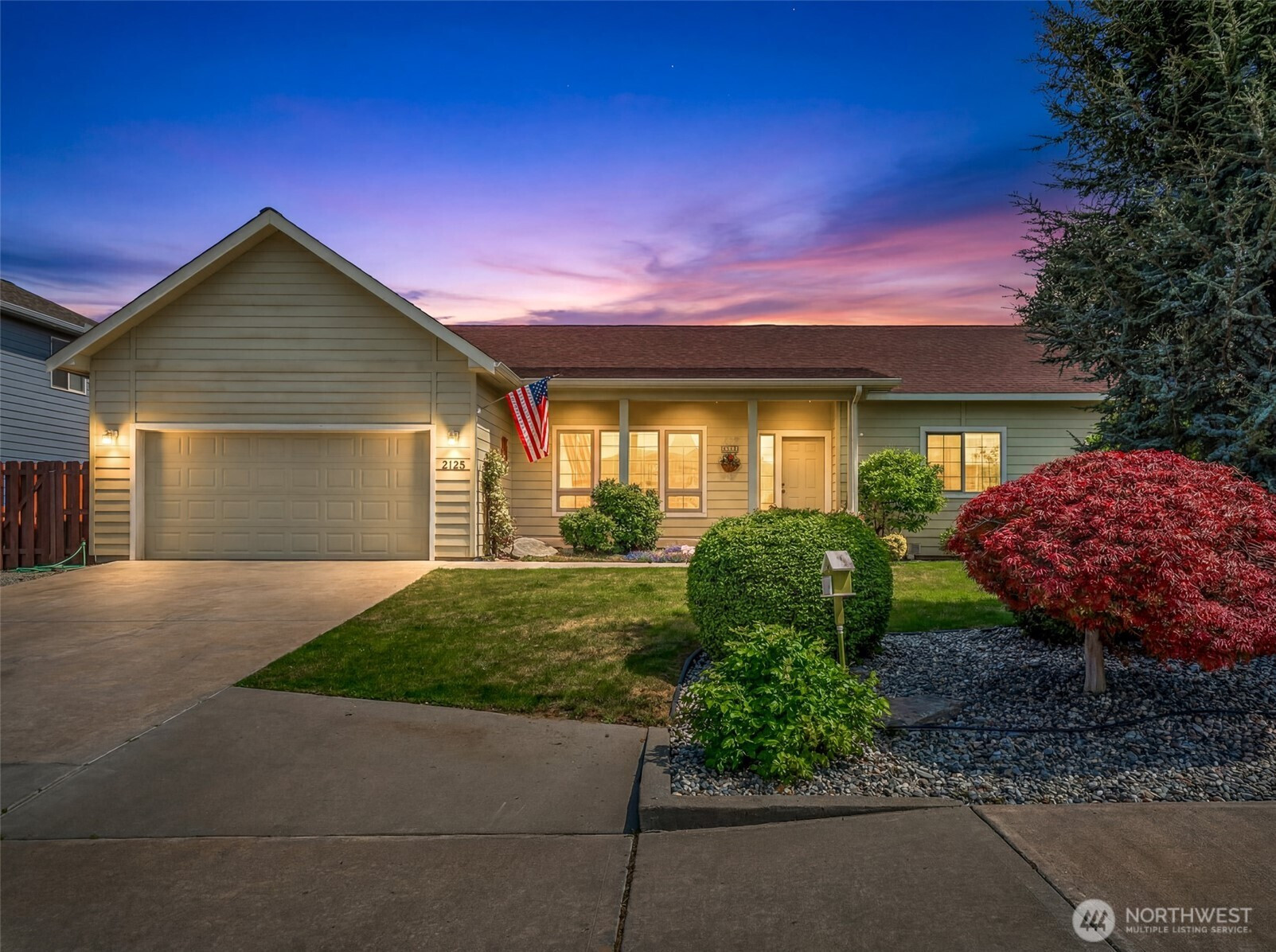 2125 Blackstone Court, East Wenatchee, WA 98802