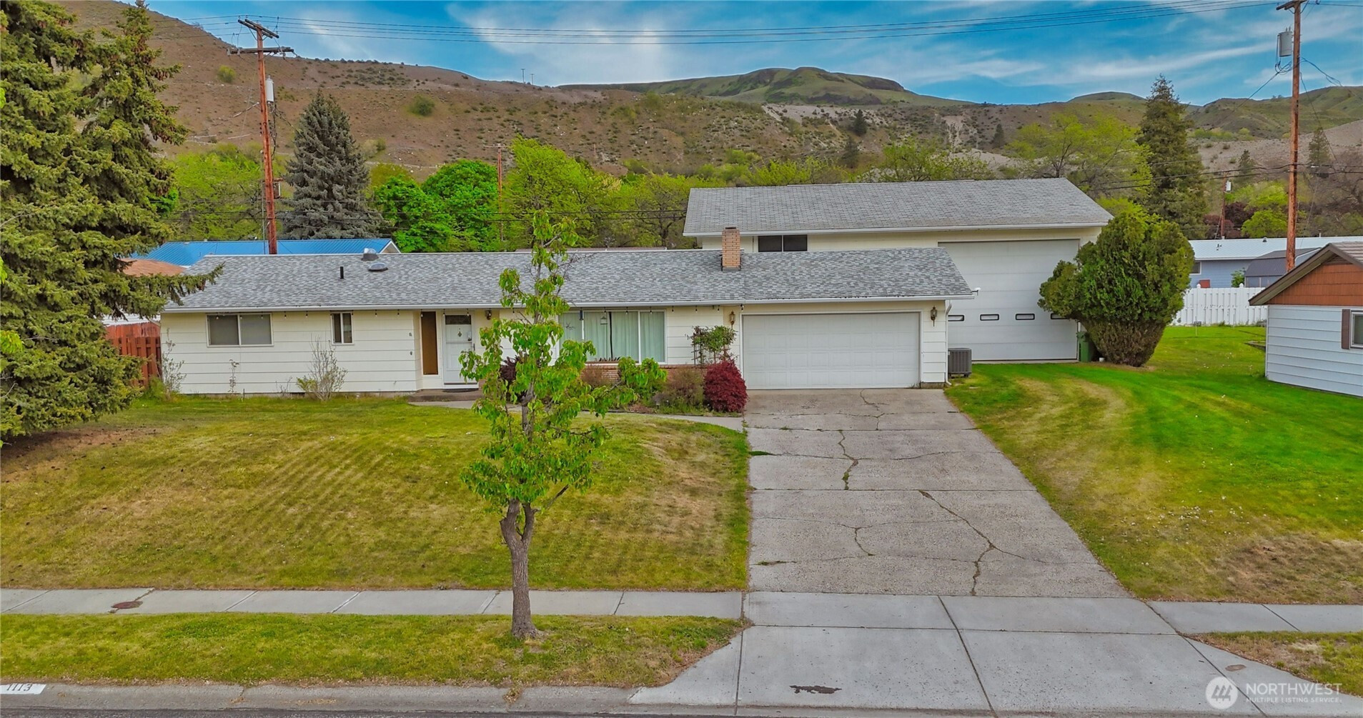 1113 River Drive, Coulee Dam, WA 99116