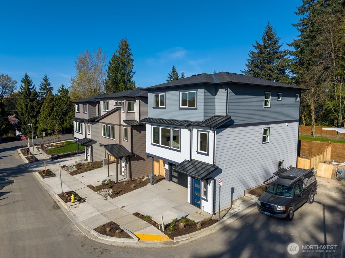5908 212th Place SW, Mountlake Terrace, WA 98043