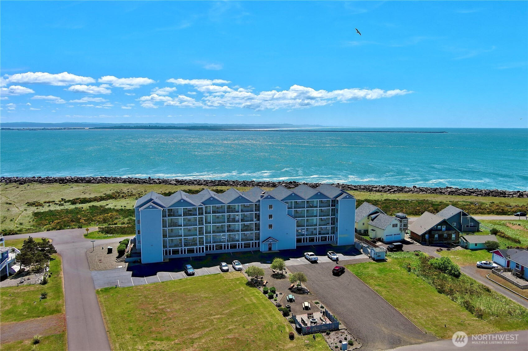 401 Westport View SW, Ocean Shores, WA 98569