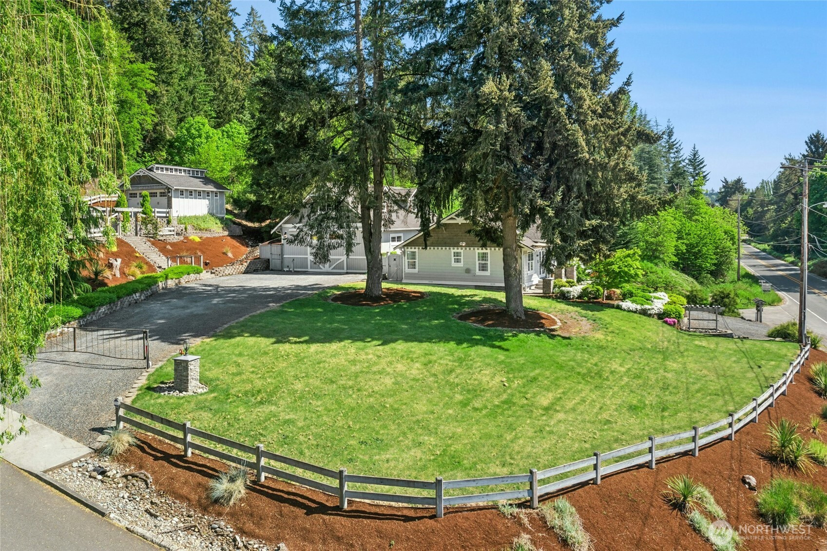 13606 Woodinville Redmond Road NE, Redmond, WA 98052
