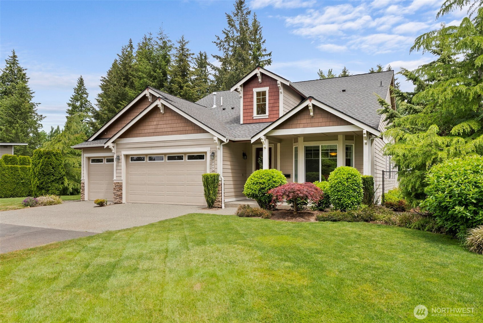 2843 South Bay Road NE, Olympia, WA 98506