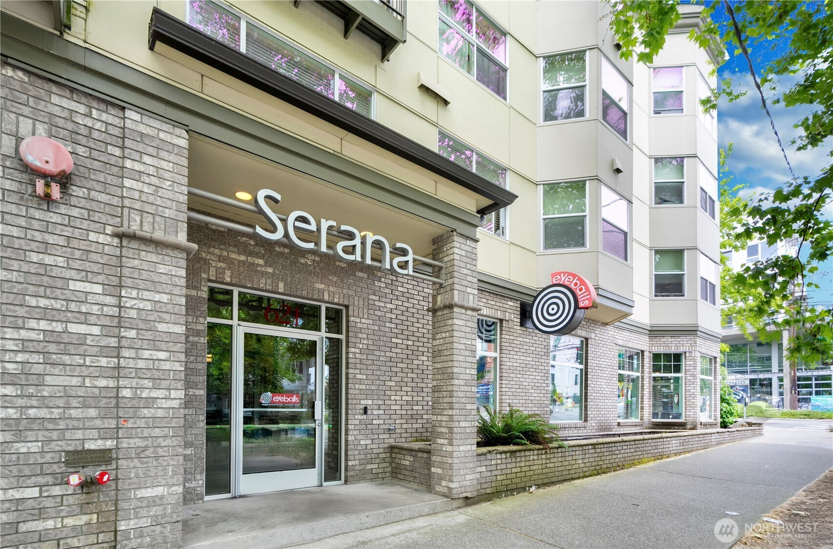 621 5th AVE N, Seattle, WA 98109