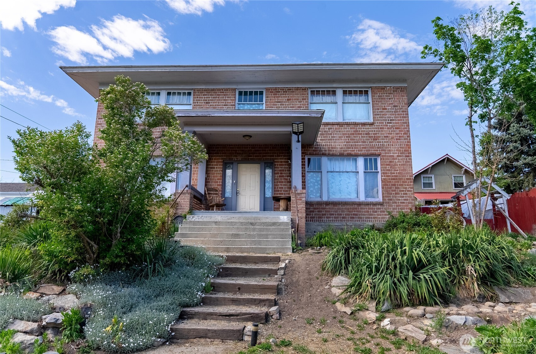 633 N 3rd Avenue, Okanogan, WA 98840
