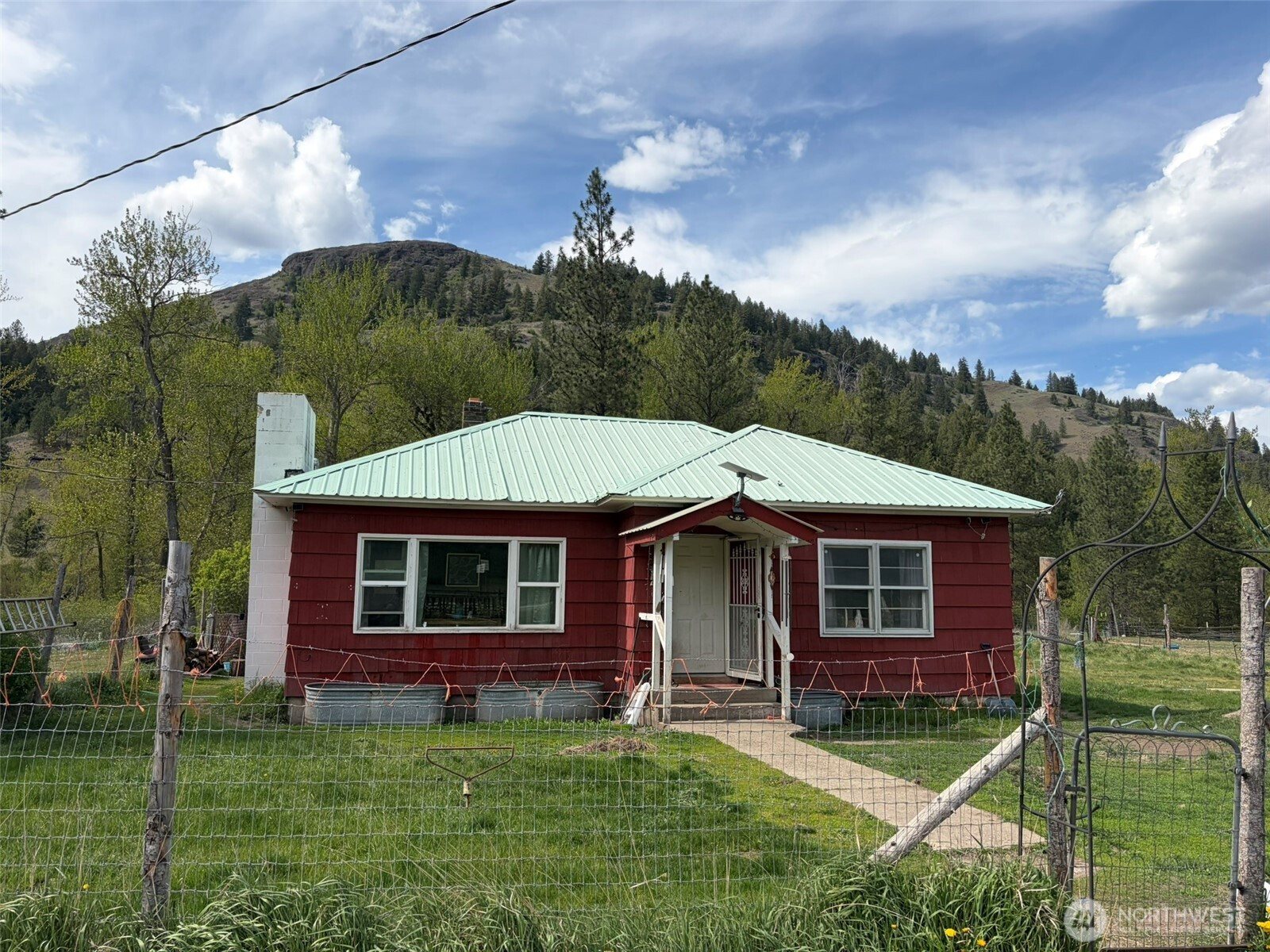17525 highway 21 N, Malo, WA 99150