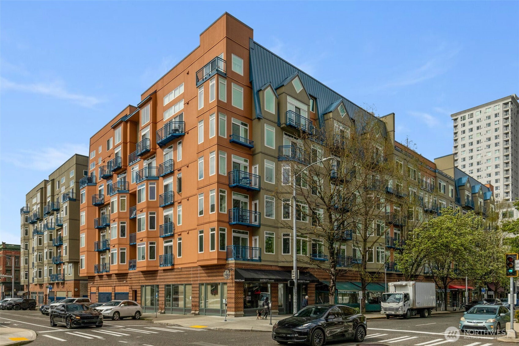 2415 2nd Avenue, Seattle, WA 98121