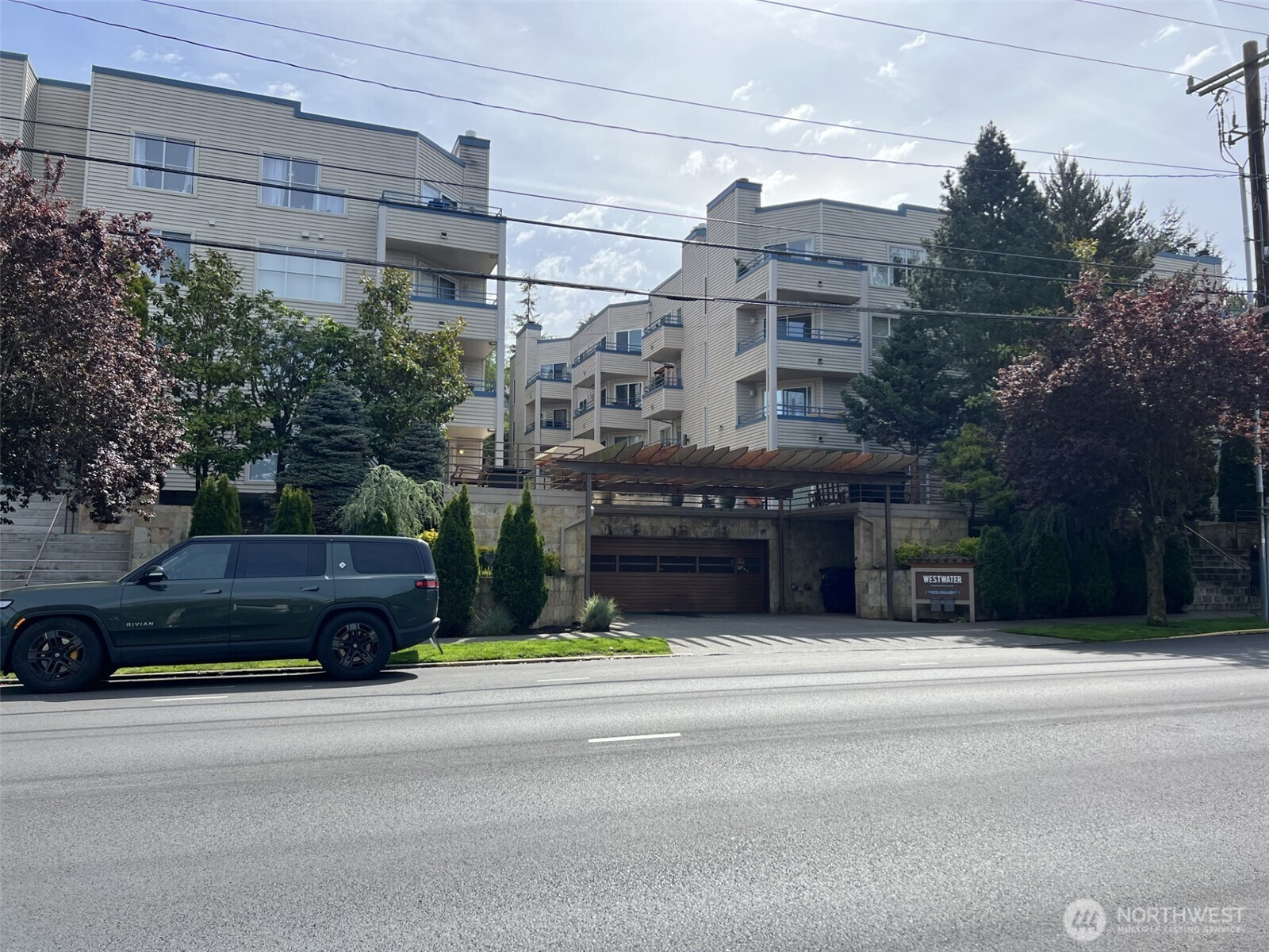 6960 California Avenue SW, Seattle, WA 98136