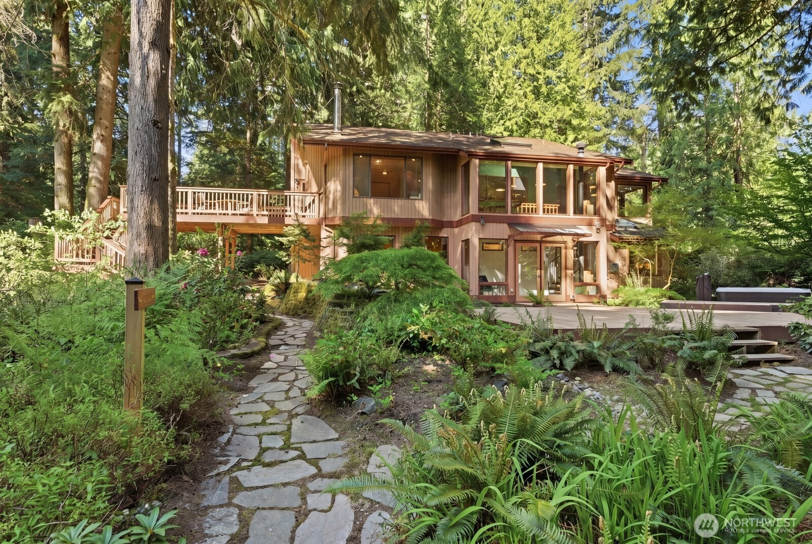19816 233rd Avenue NE, Woodinville, WA 98077