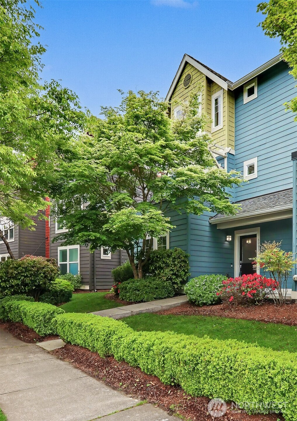 6003 Lanham Place SW, Seattle, WA 98126