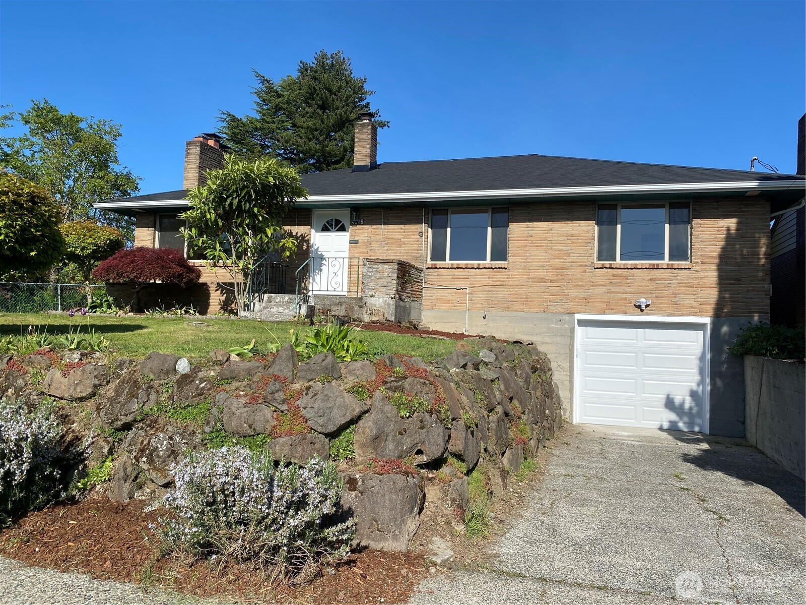 4916 24th Place S, Seattle, WA 98108