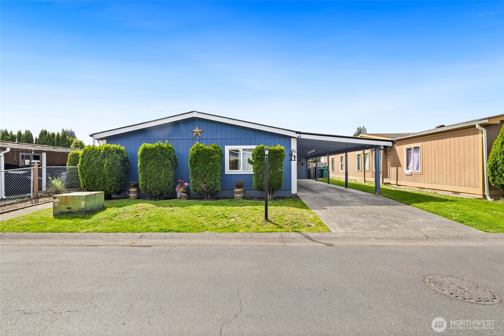 725 37th Street Ct SE, Auburn, WA 98002