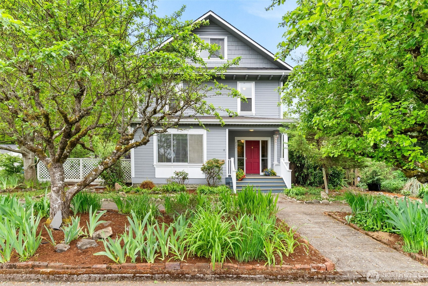 225 17th Avenue SE, Olympia, WA 98501