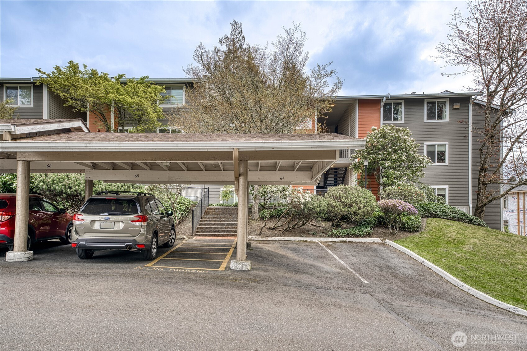 20026 Viking's Crest Loop NE, Poulsbo, WA 98370