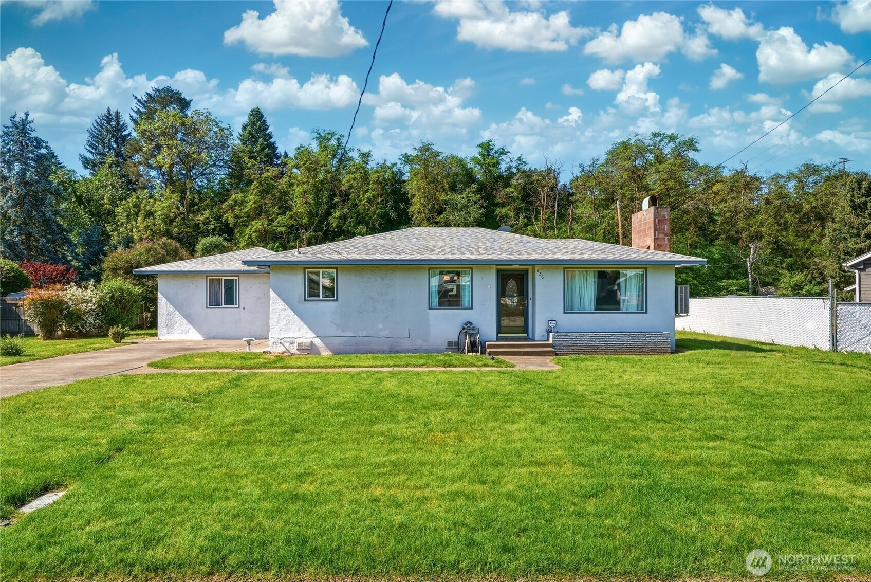 636 Pierce Street, Milton-Freewater, WA 97862