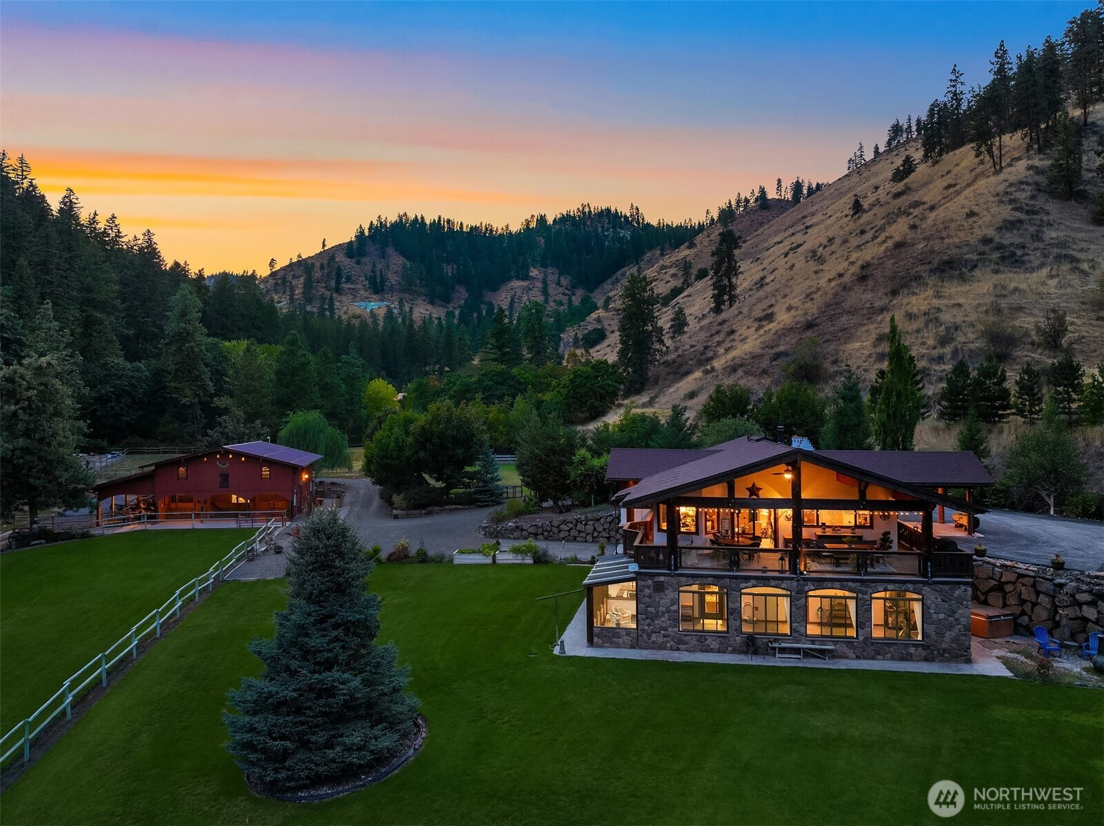 951 Willems Road, Cashmere, WA 98815