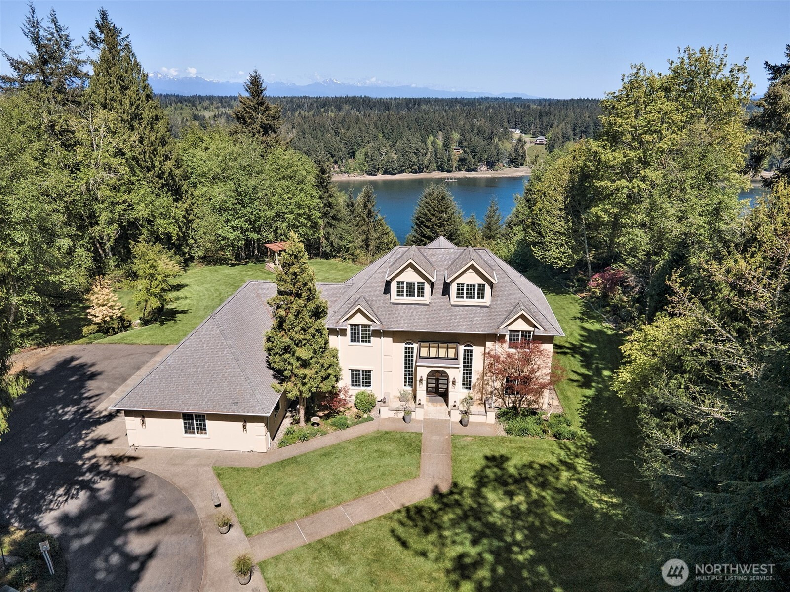 110 SE Lazy Dog Lane, Shelton, WA 98584