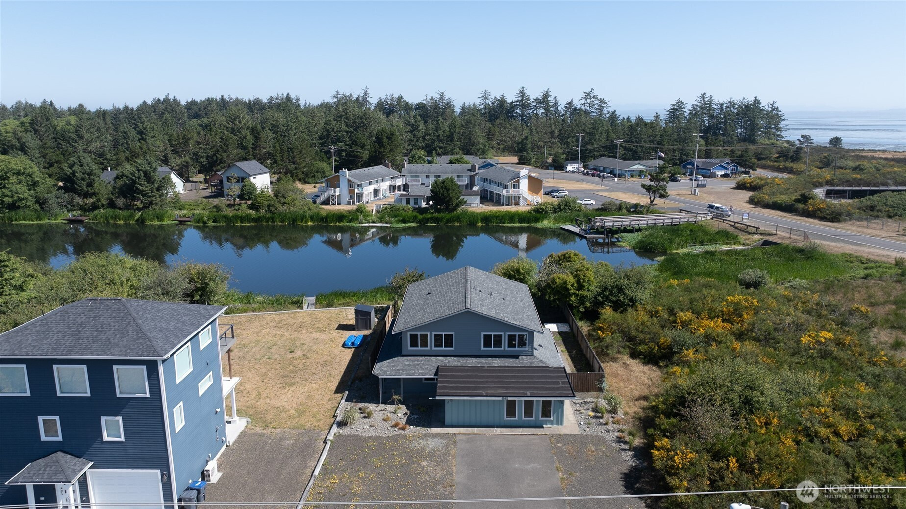 1042 Point Brown Avenue SE, Ocean Shores, WA 98569