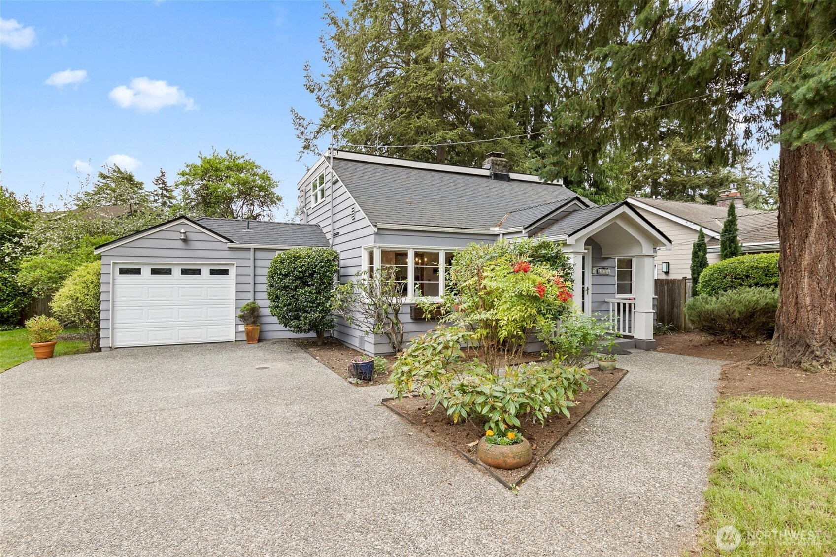 1711 NE 113th Street, Seattle, WA 98125
