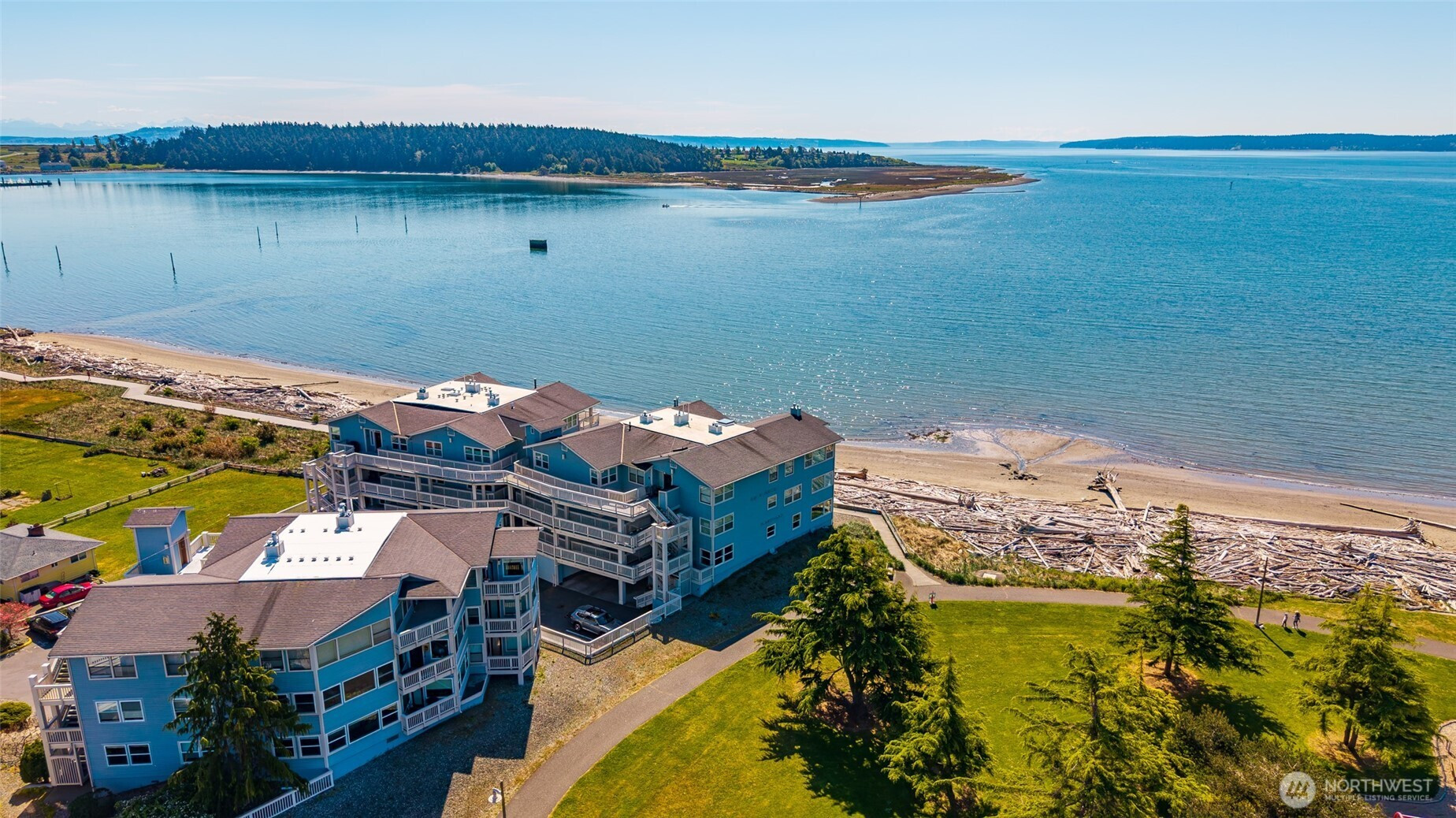 651 SE Bayshore Drive, Oak Harbor, WA 98277