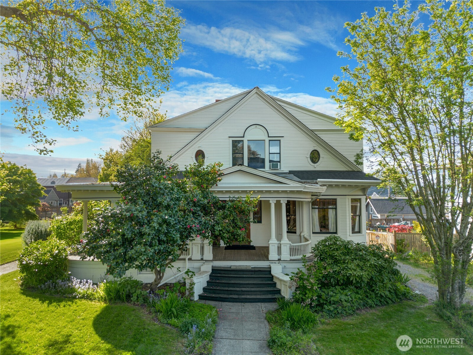 1021 N 5th Street, Tacoma, WA 98403