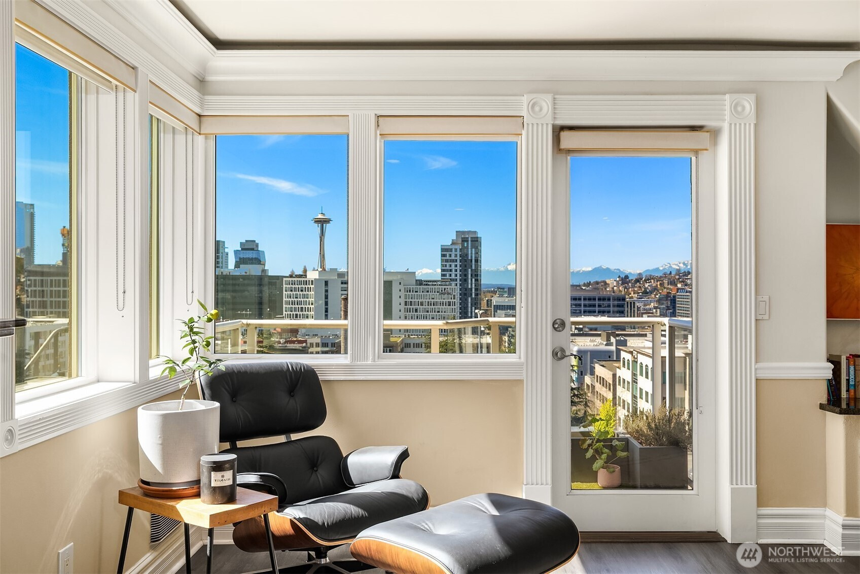 311 E Republican Street, Seattle, WA 98102