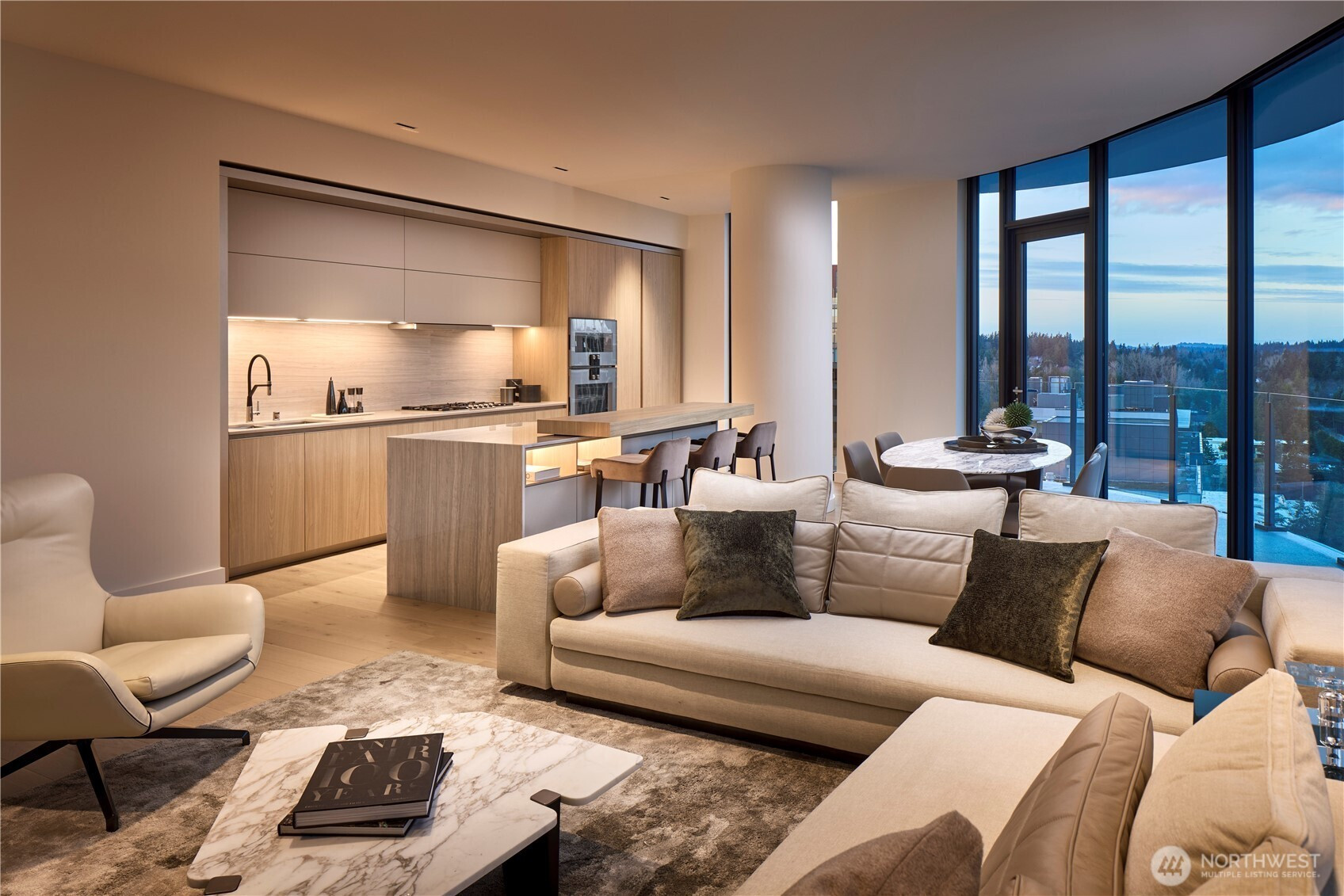 838 Avenue Square NE, Bellevue, WA 98004