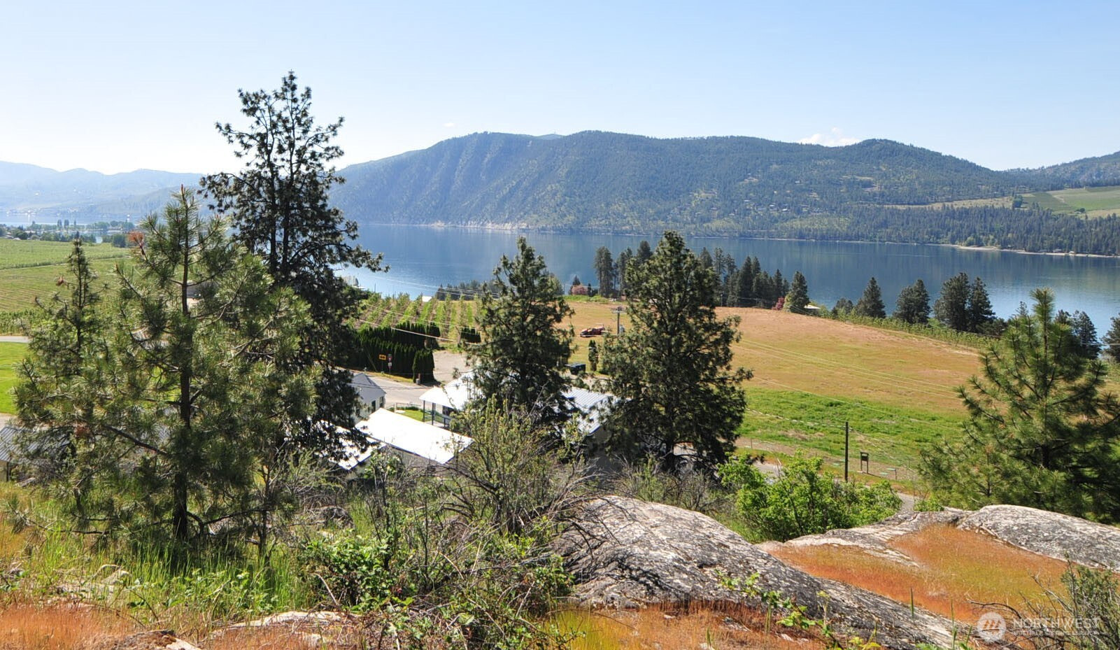 553 Summit Boulevard, Manson, WA 98831