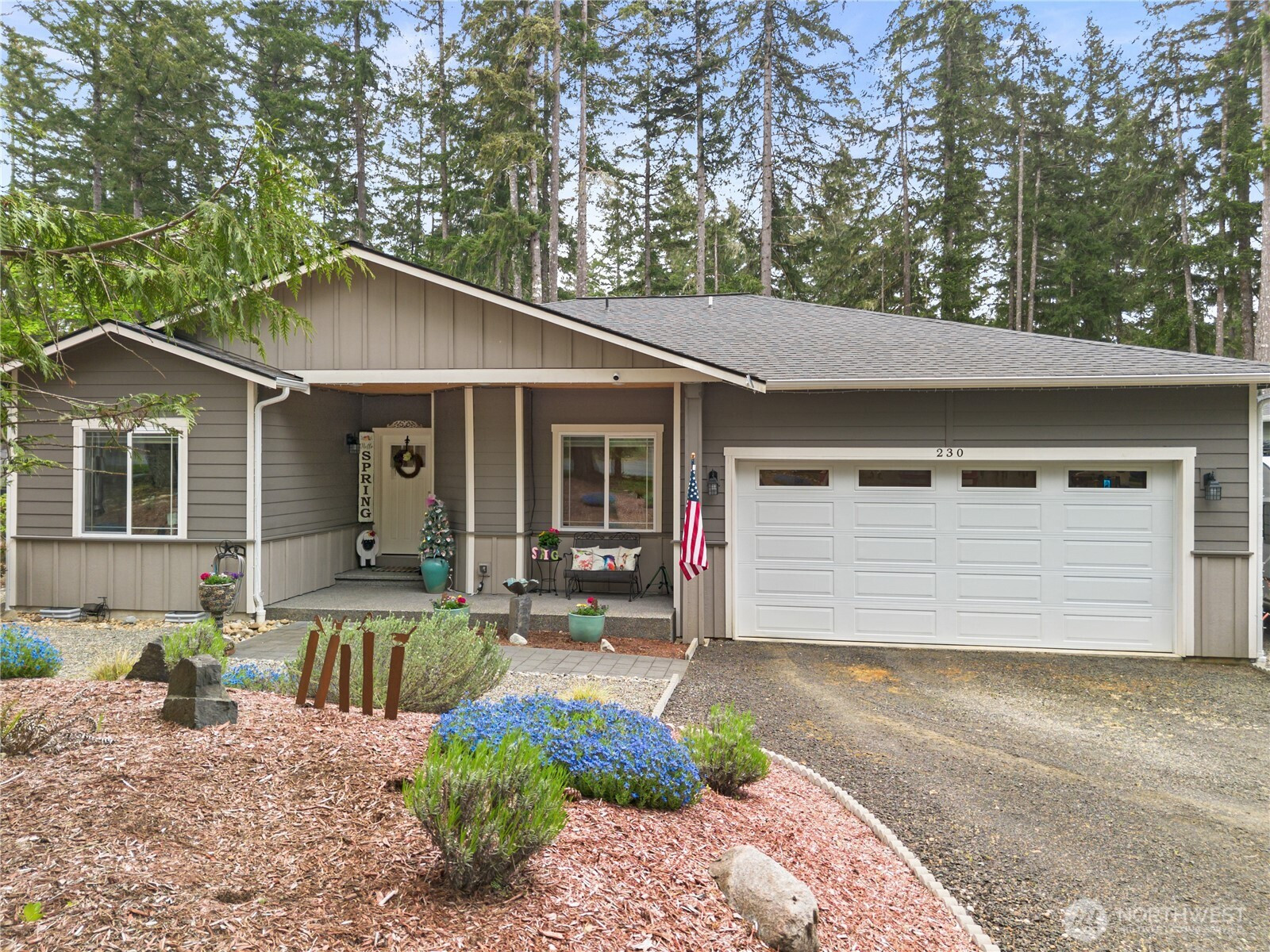 230 E Saint Andrews Drive, Shelton, WA 98584