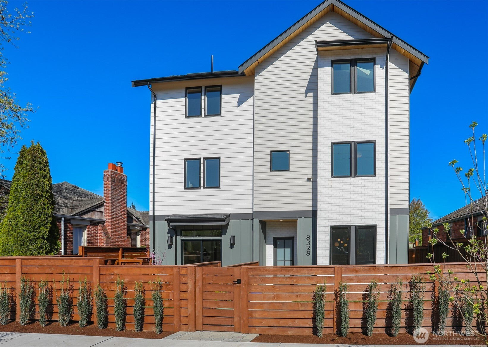 8328 24th Avenue NW, Seattle, WA 98117