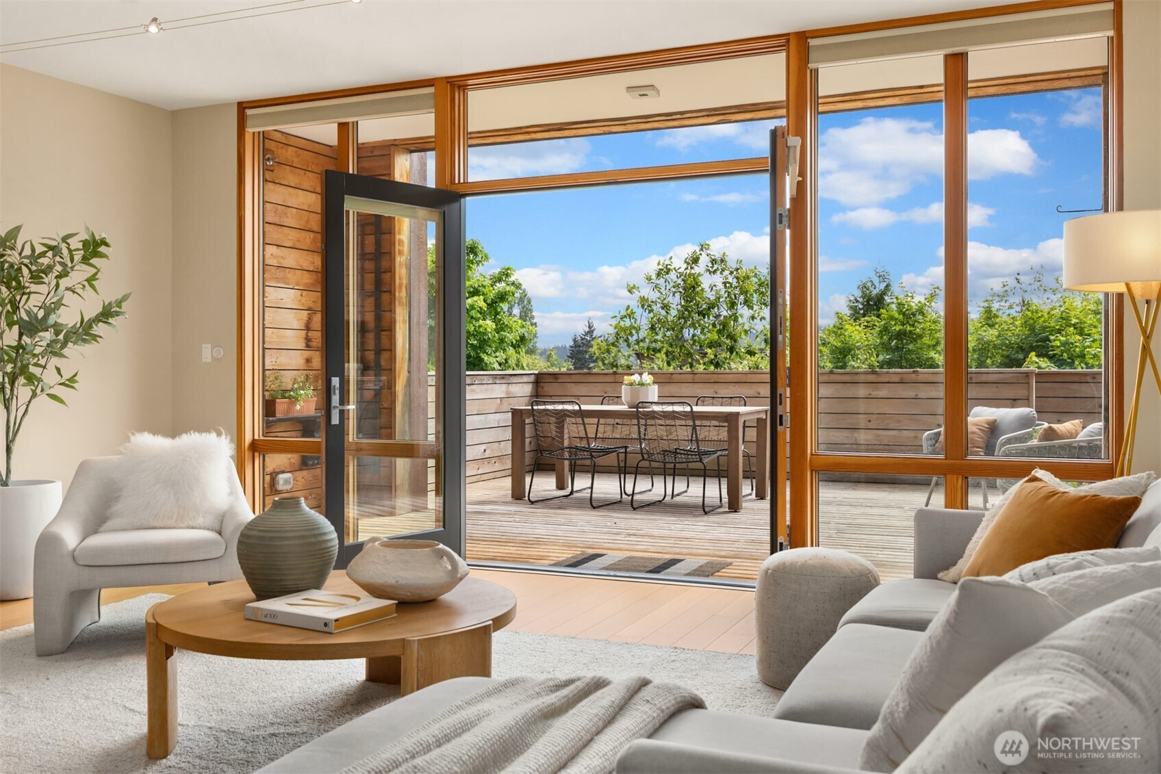 221 Wyatt Way NW, Bainbridge Island, WA 98110