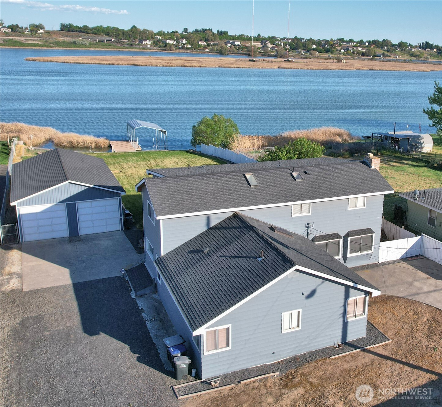 2101 W Lakeside Drive, Moses Lake, WA 98837