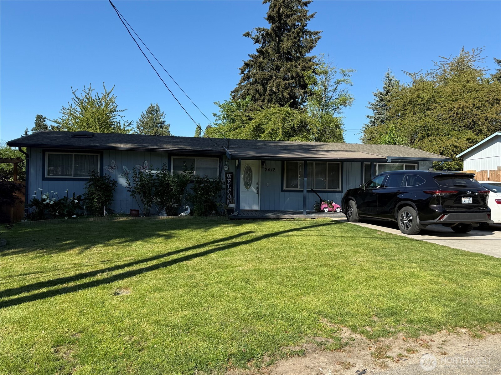 2412 SW 331st Street, Federal Way, WA 98023