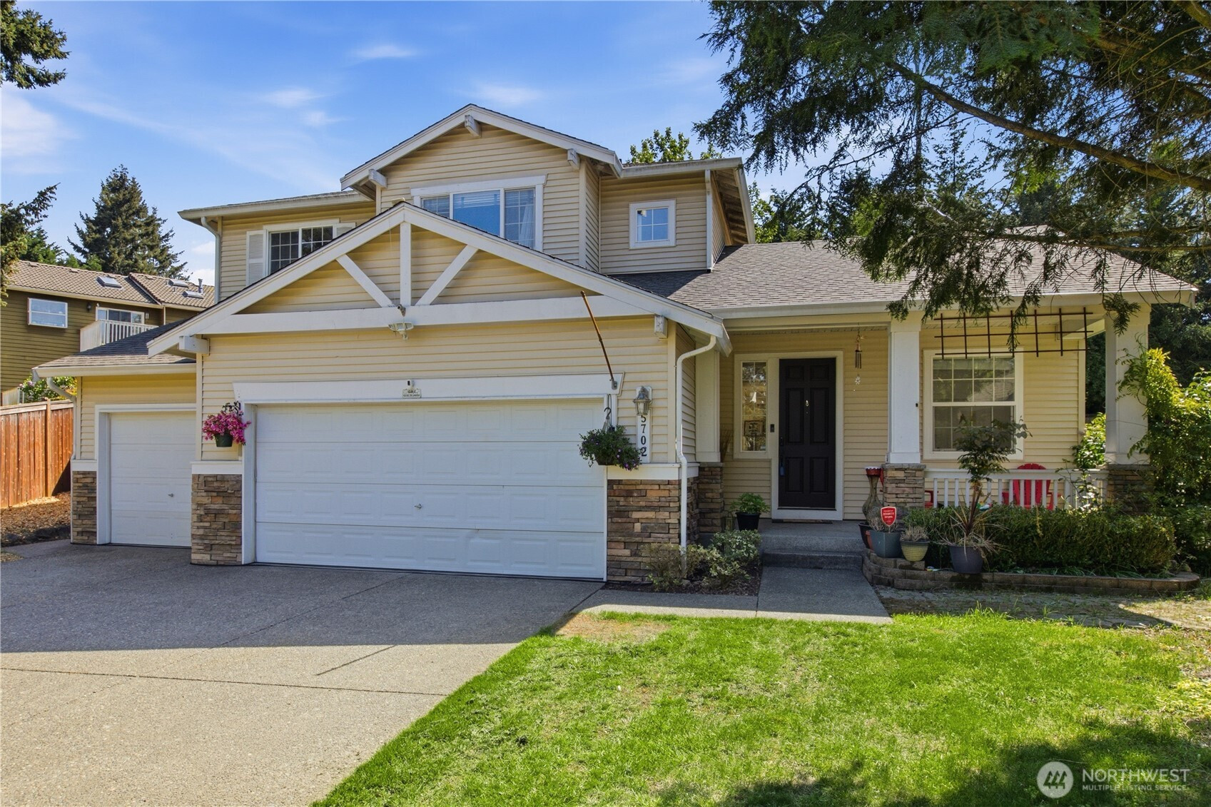 5702 Hazel Loop SE, Auburn, WA 98092
