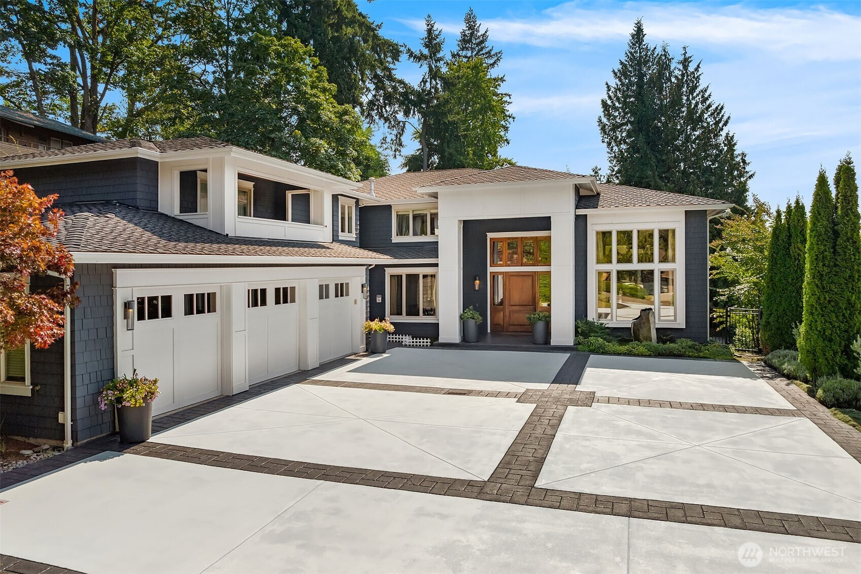 8617 NE 20th Street, Clyde Hill, WA 98004