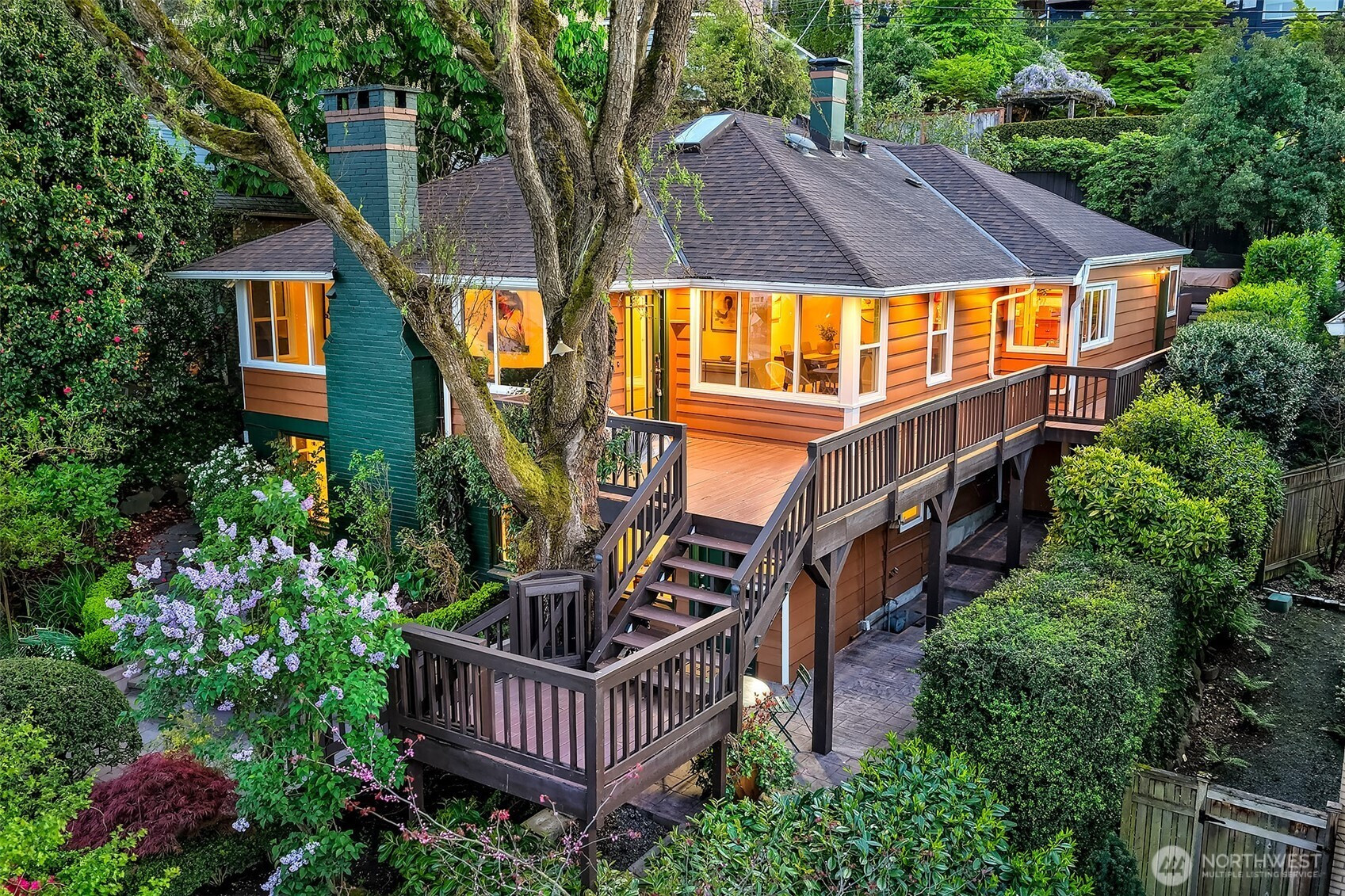 2613 Boyer Avenue E, Seattle, WA 98102