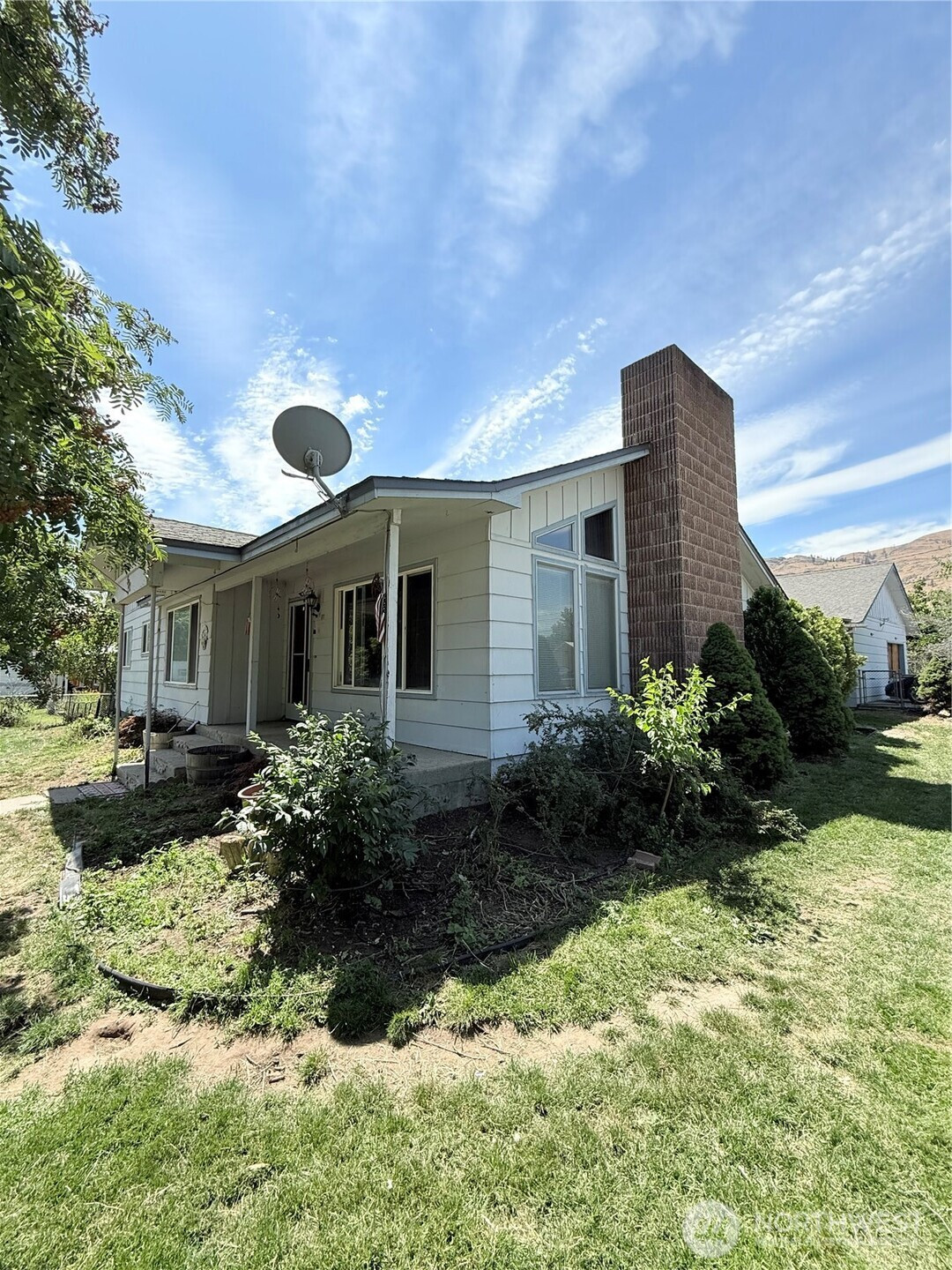 522 Golden Street, Oroville, WA 98844