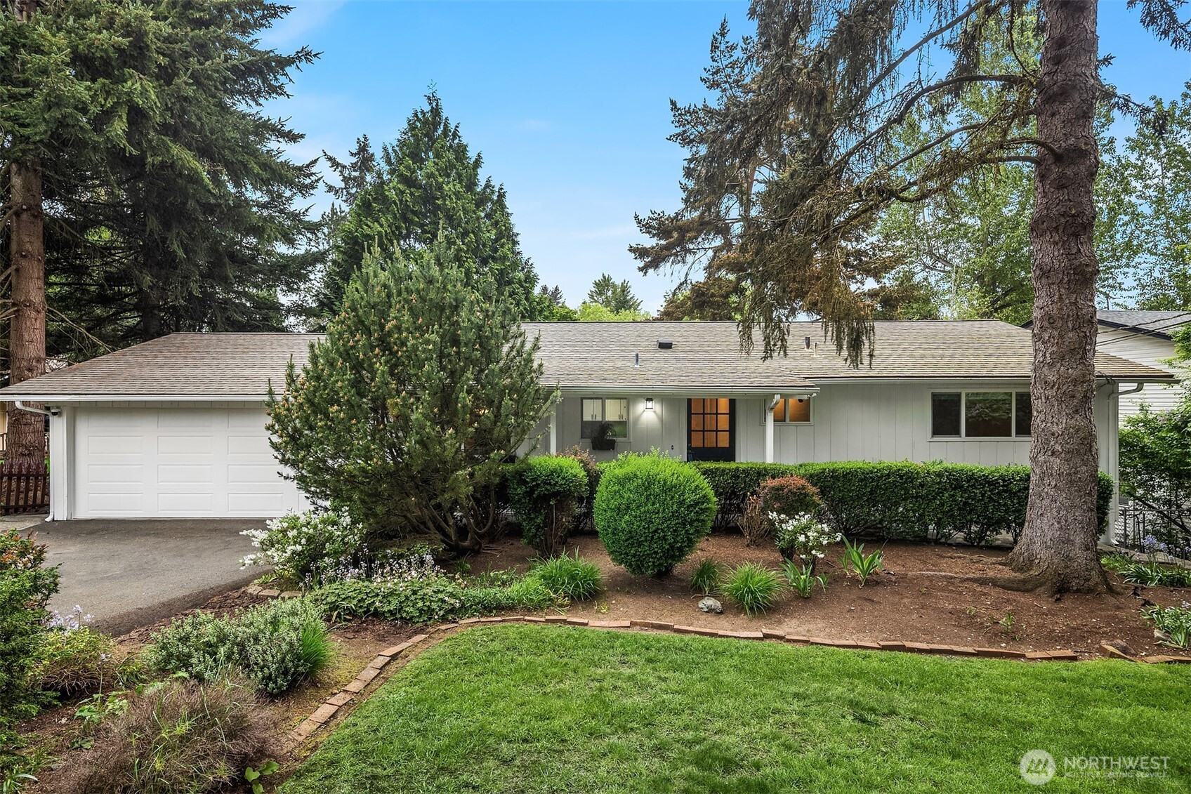 10922 NE 133rd Street, Kirkland, WA 98034