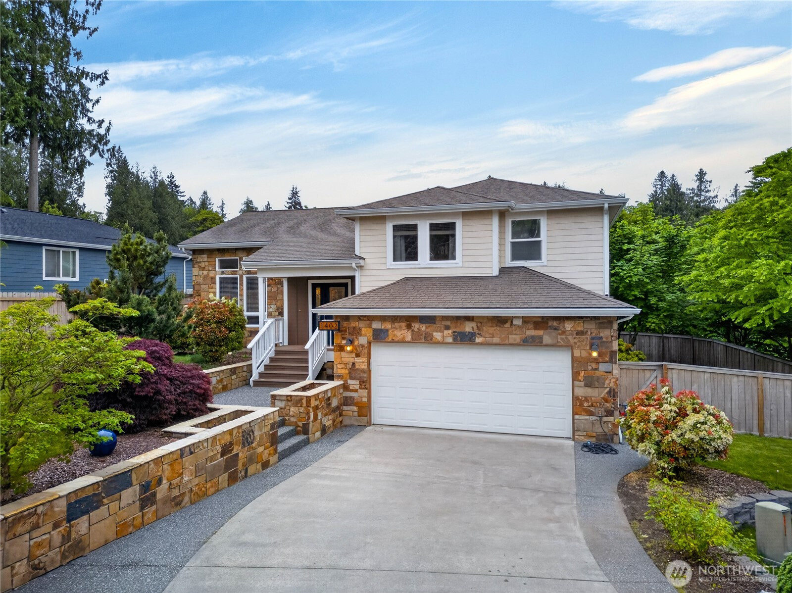 1402 N 14th St, Mount Vernon, WA 98273