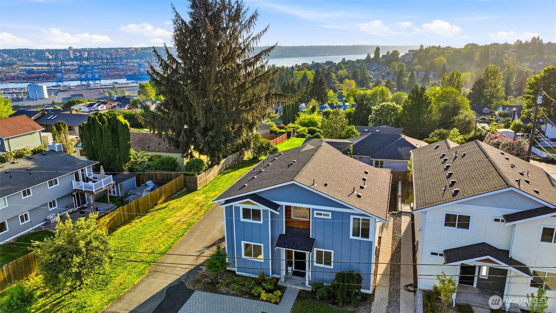 3058 44th Avenue NE, Tacoma, WA 98422