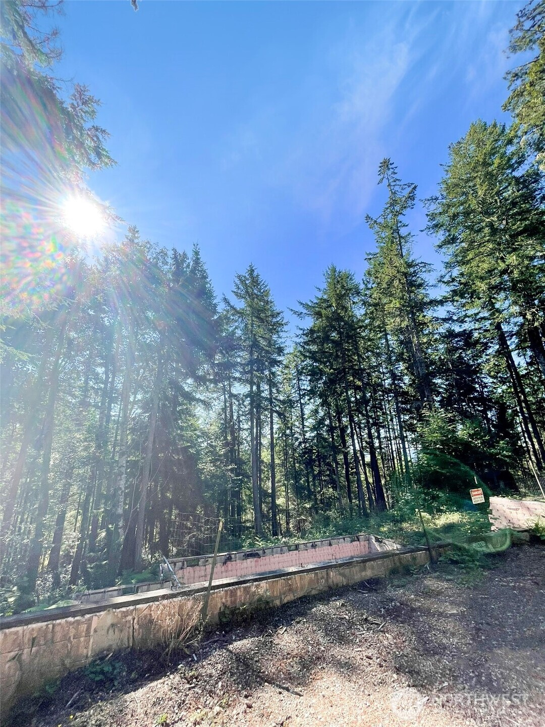 111 N Colony Surf Drive, Lilliwaup, WA 98555