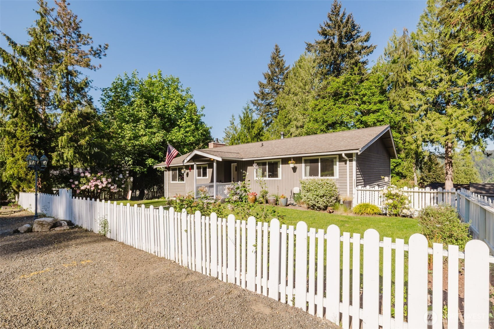 7530 Navajo Trail NE, Bremerton, WA 98311