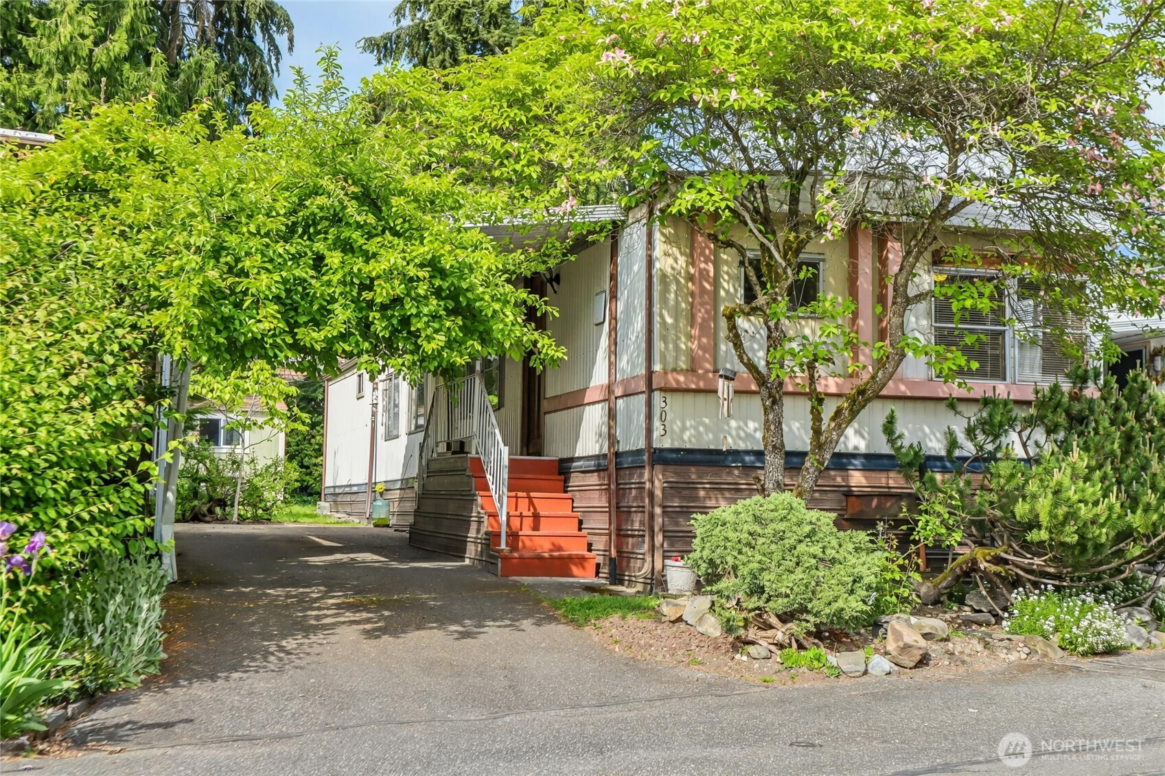 7301 NE 175th Street, Kenmore, WA 98028