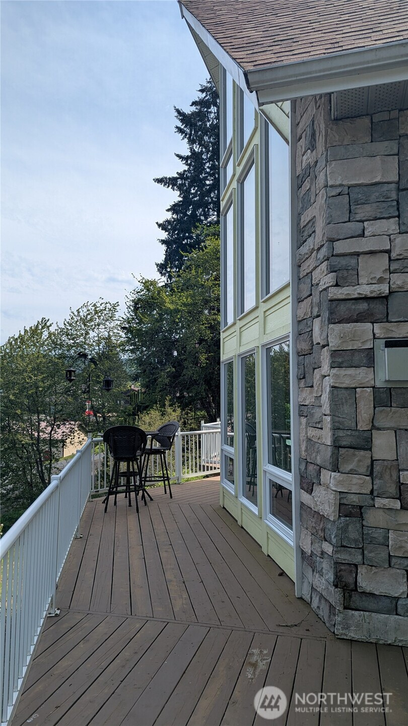 103 Lakeside Drive, Mossyrock, WA 98564