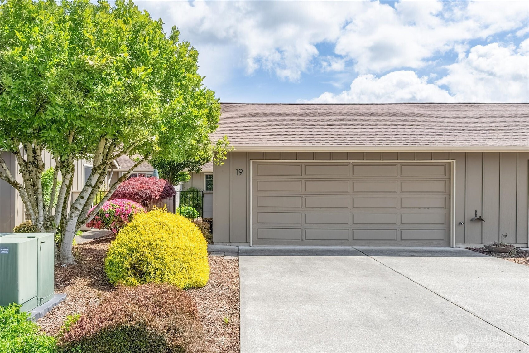 605 Peardale Lane, Longview, WA 98632