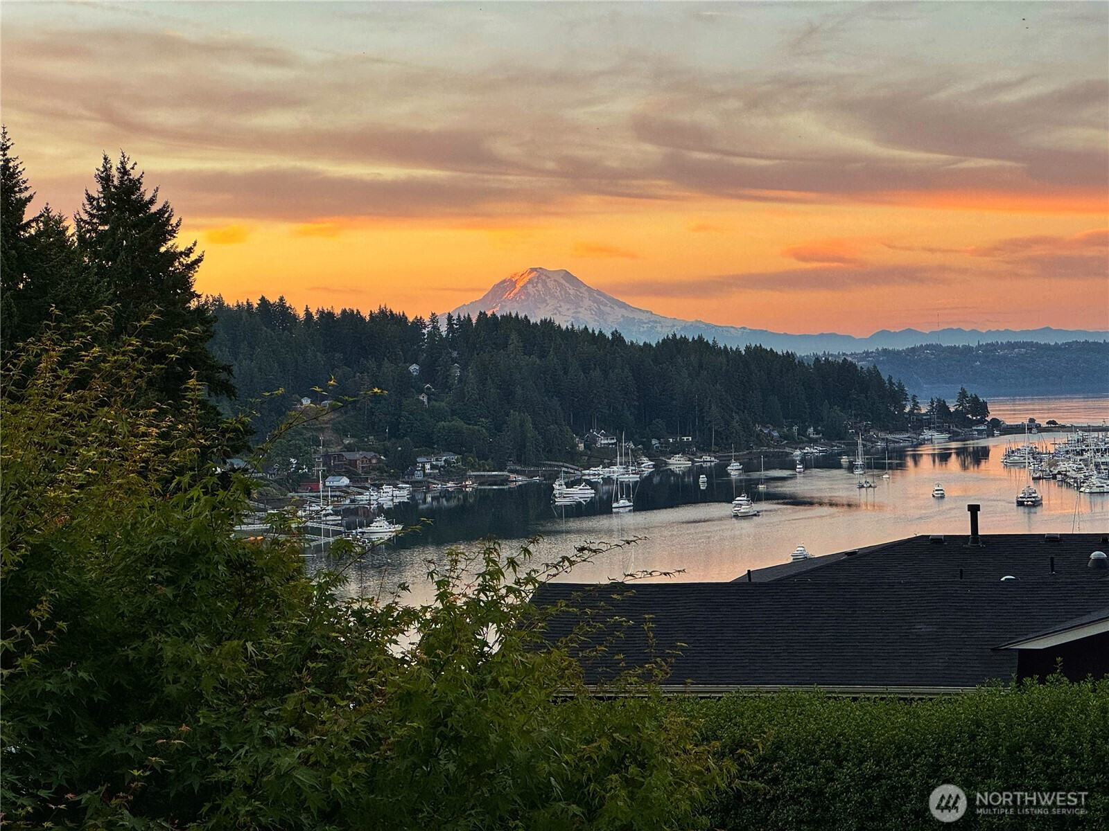 3915 Bayview Lane, Gig Harbor, WA 98332