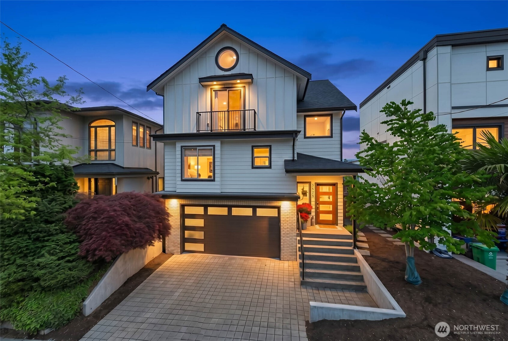 1428 Palm Avenue SW, Seattle, WA 98116