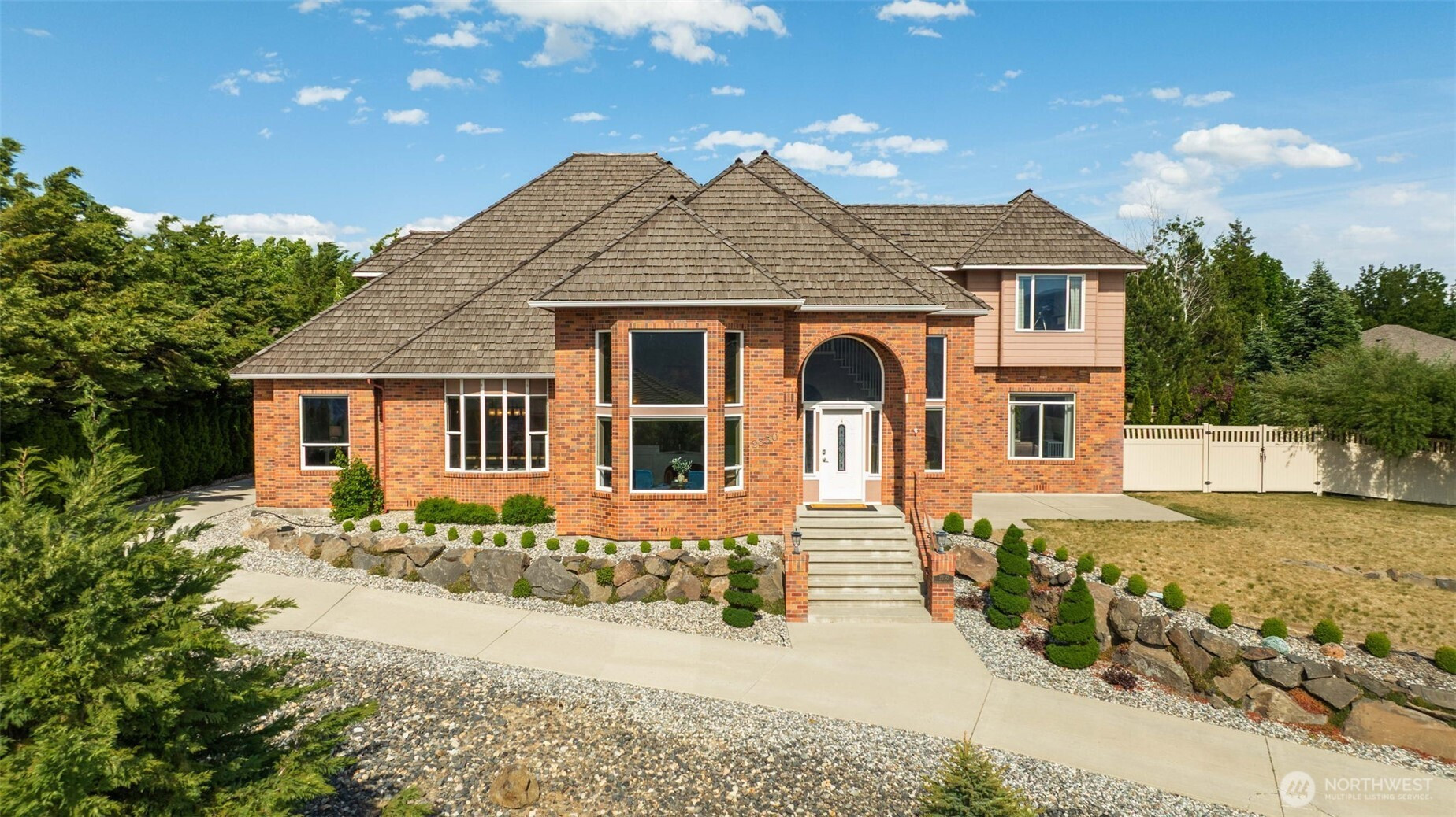 2330 Fancher Heights Boulevard, East Wenatchee, WA 98802
